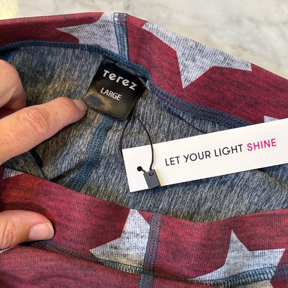 Peloton Star Leggings by Terez - Size L - Ankle Length - Picture 3 of 5